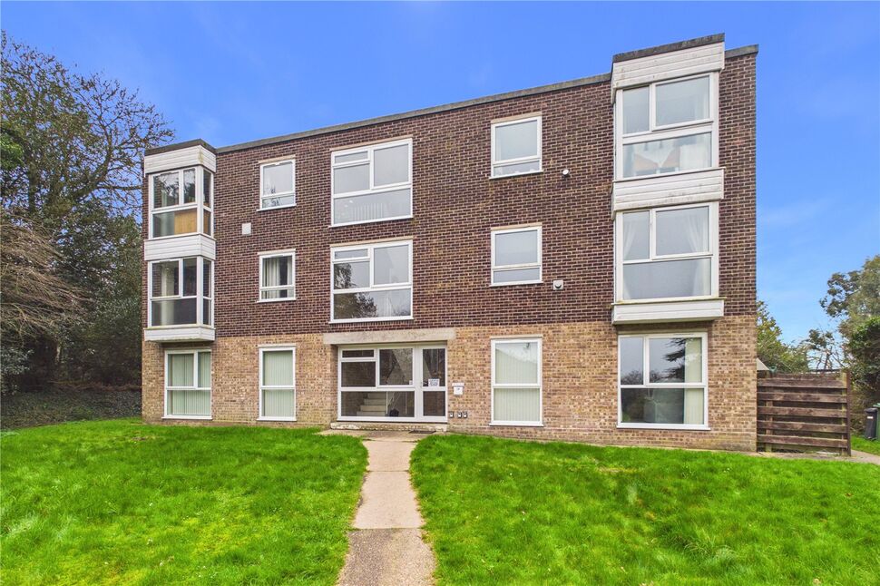 Main image of 2 bedroom Flat to rent, Dell Road, Lowestoft, Suffolk, NR33