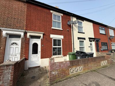 Palgrave Road, 3 bedroom Mid Terrace House to rent, &pound;950 pcm