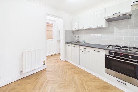 Exmouth Road, 2 bedroom House to rent, &pound;750 pcm