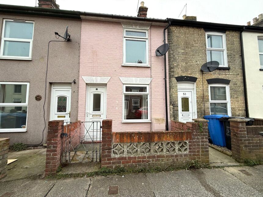 Main image of 2 bedroom Mid Terrace House to rent, Edinburgh Road, Lowestoft, Suffolk, NR32