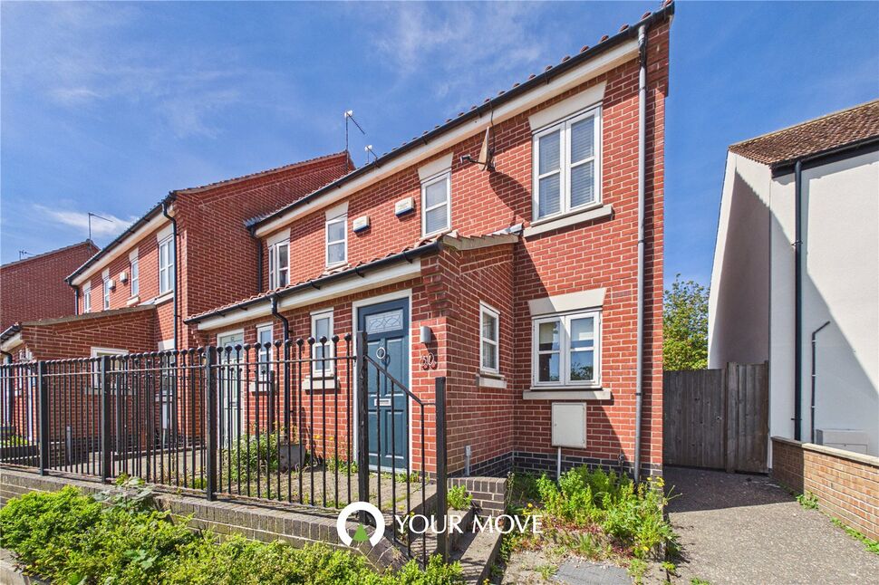 Main image of 2 bedroom Mid Terrace House to rent, Pier Plain, Gorleston, Norfolk, NR31