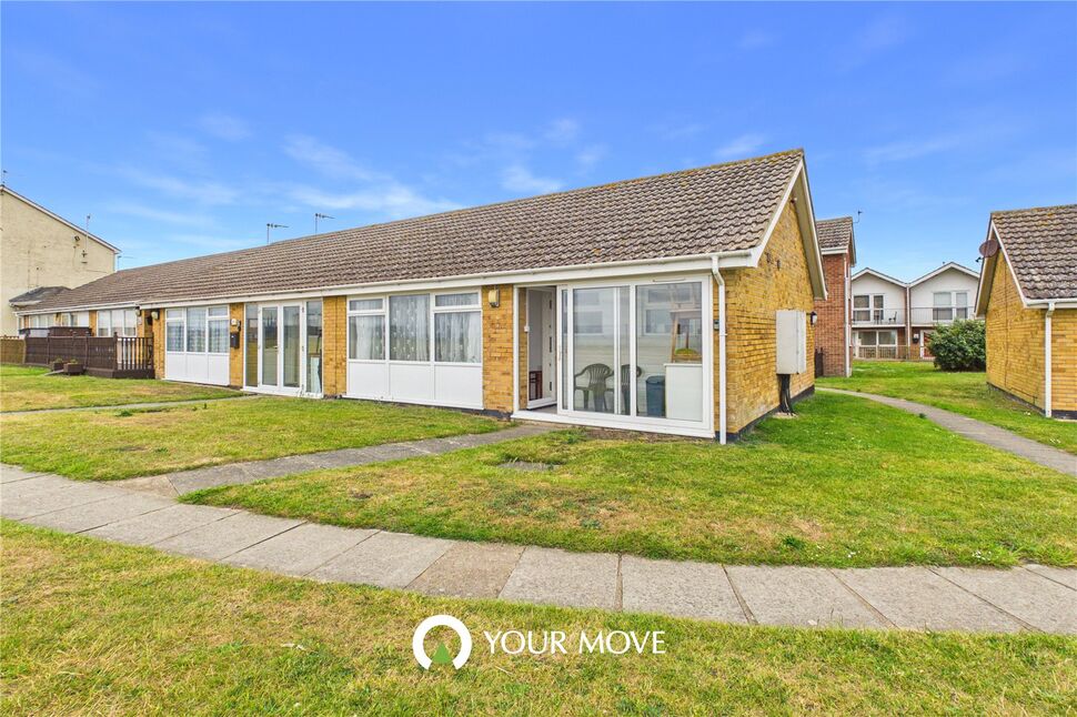 3 bedroom End Terrace Bungalow for sale