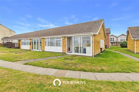 3 bedroom End Terrace Bungalow for sale