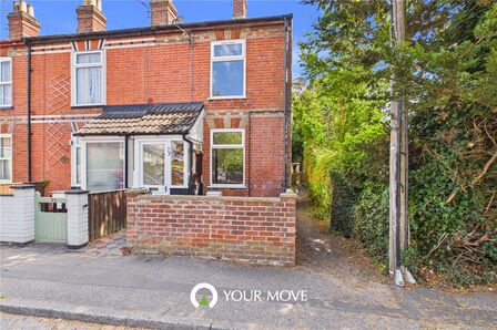 2 bedroom End Terrace House to rent