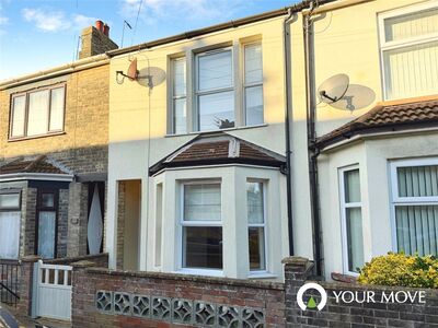 3 bedroom Mid Terrace House to rent