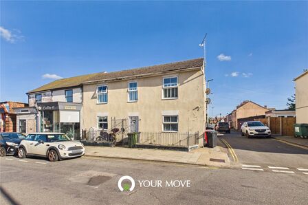 Bells Road, 2 bedroom Flat for sale, &pound;110,000