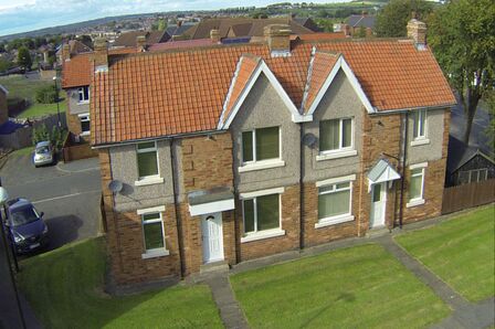 2 bedroom Semi Detached House to rent