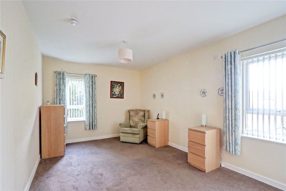 2 bedroom Flat for sale, Orchard Place, Houghton Le Spring, DH5 £50,000
