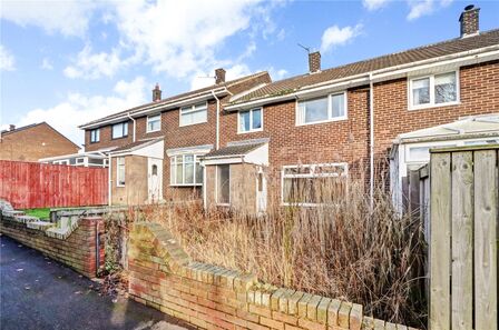 3 bedroom Mid Terrace House for sale