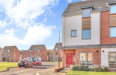 Whitworth Park Drive, 4 bedroom Semi Detached House for sale, £249,950