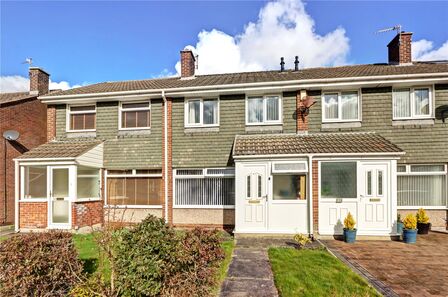 3 bedroom Mid Terrace House for sale