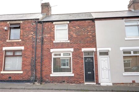 2 bedroom Mid Terrace House for sale