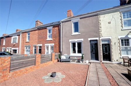 Finchale Terrace, 2 bedroom Mid Terrace House for sale, £150,000