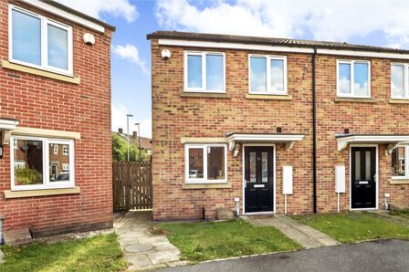 Sidings Place, 2 bedroom Semi Detached House for sale, £32,500
