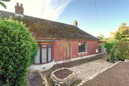 Sunderland Road, 3 bedroom Semi Detached Bungalow for sale, &pound;150,000