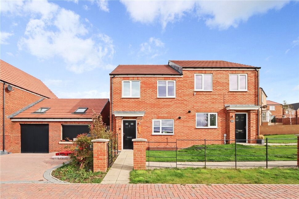 3 bedroom Semi Detached House for sale
