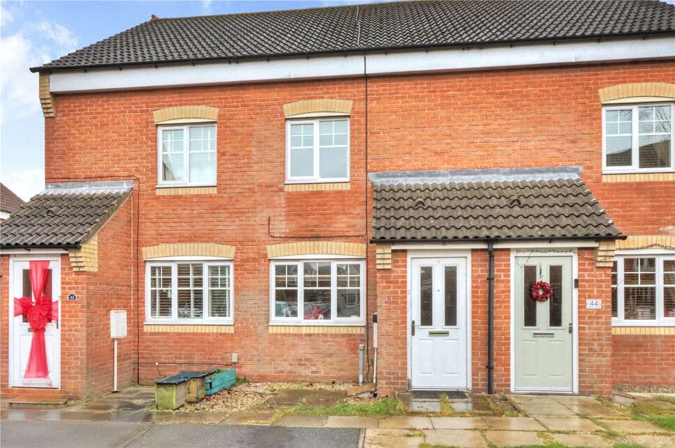 3 bedroom Mid Terrace House for sale