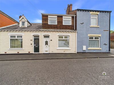 2 bedroom Mid Terrace House for sale