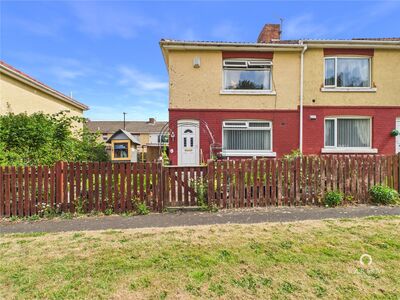 2 bedroom End Terrace House for sale