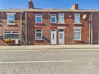 3 bedroom Mid Terrace House to rent