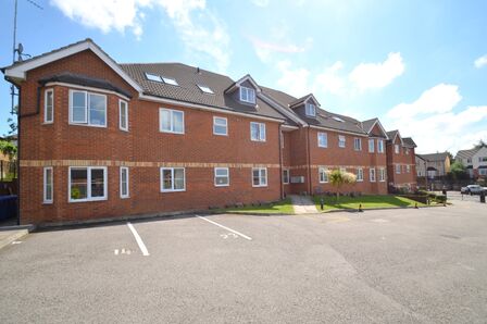 2 bedroom Flat to rent