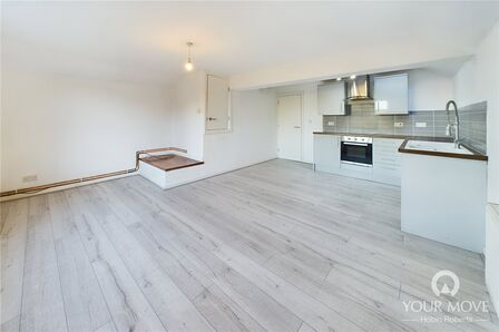 Tresham Street, 1 bedroom  Flat to rent, £750 pcm
