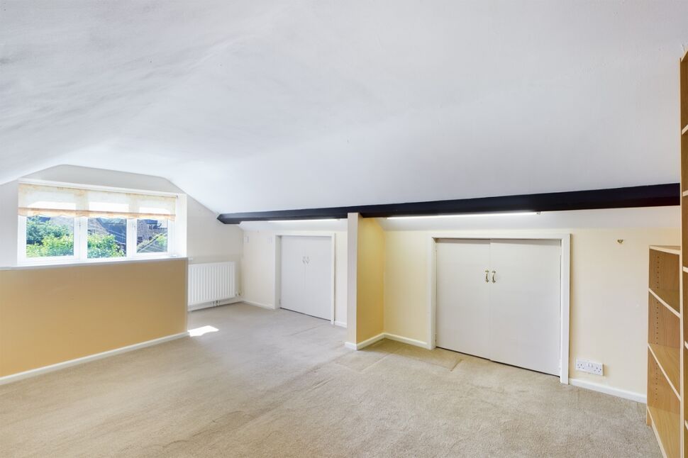 Guest Bedroom / Study