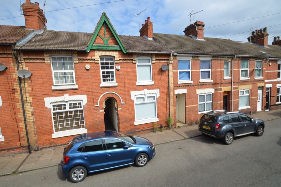Main image of 2 bedroom Mid Terrace House to rent, Regent Street, Kettering, Northamptonshire, NN16