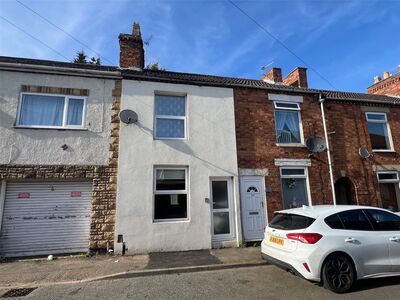 Havelock Street, 2 bedroom Mid Terrace House to rent, £900 pcm