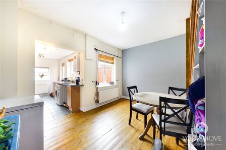 Sackville Street, 2 bedroom Mid Terrace House for sale, &pound;155,000