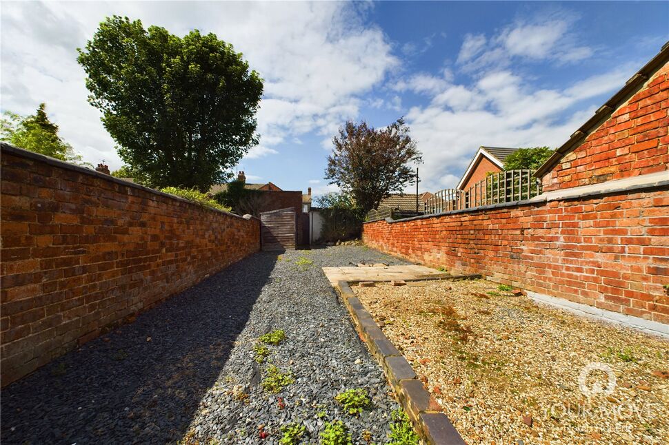 4 bedroom Mid Terrace House for sale, Stamford Road, Kettering, NN16