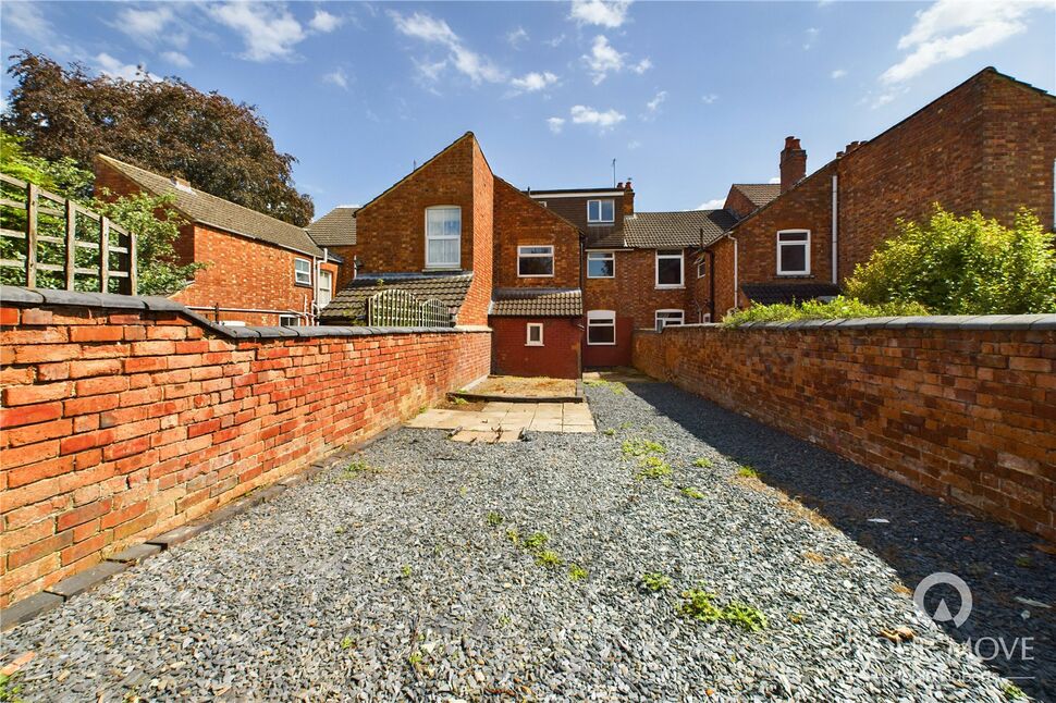 4 bedroom Mid Terrace House for sale, Stamford Road, Kettering, NN16