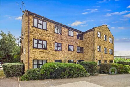 2 bedroom  Flat for sale
