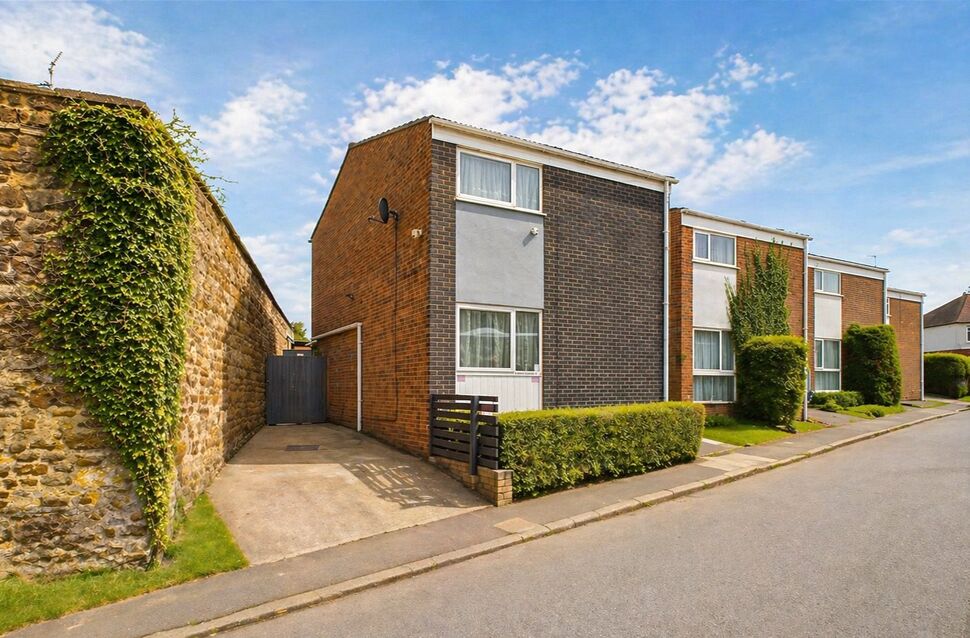 Main image of 3 bedroom Detached House for sale, Berry Green Road, Finedon, Northamptonshire, NN9