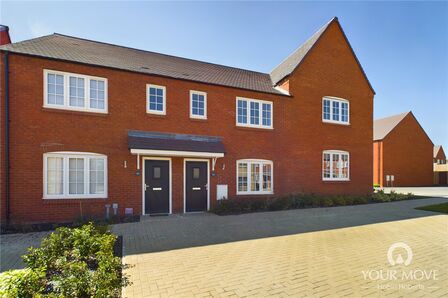 3 bedroom Mid Terrace House to rent