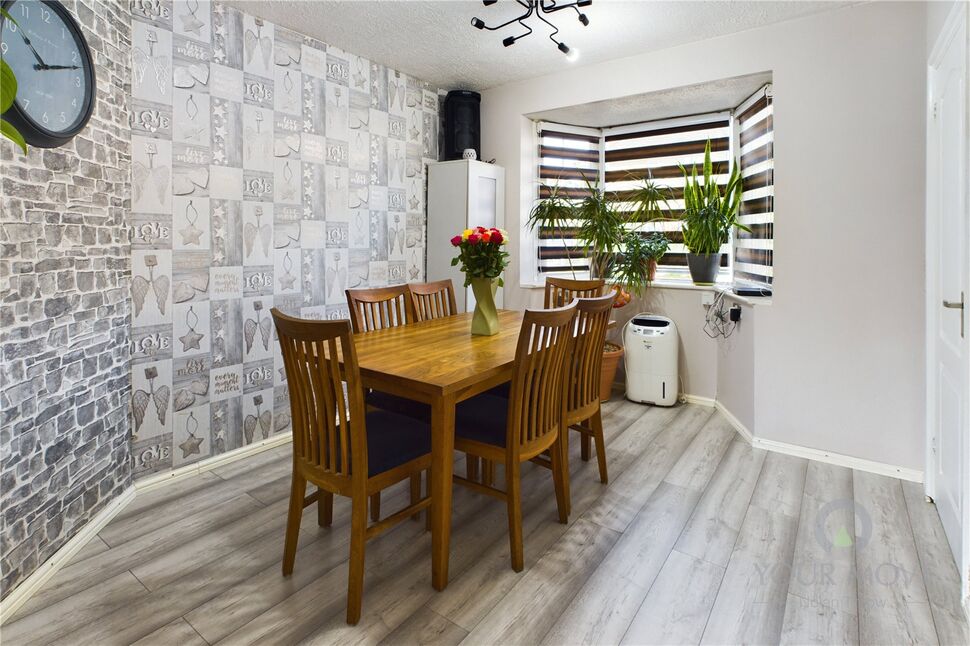 4 bedroom Mid Terrace House for sale, Athelstan Road, Kettering, NN16