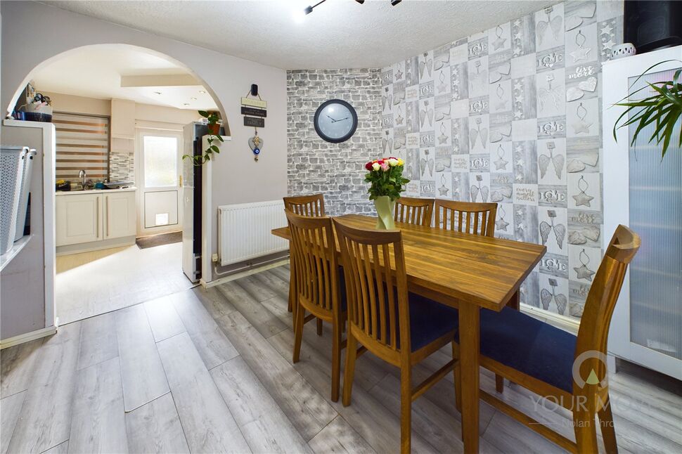 4 bedroom Mid Terrace House for sale, Athelstan Road, Kettering, NN16