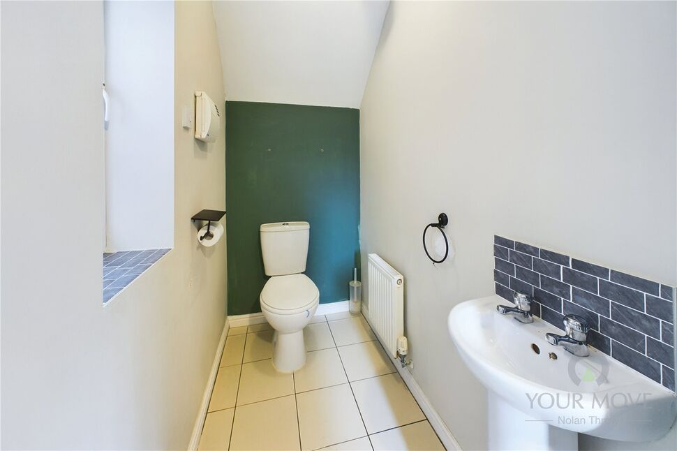 3 bedroom Detached House for sale, Newman Street, Burton Latimer, NN15 £250,000