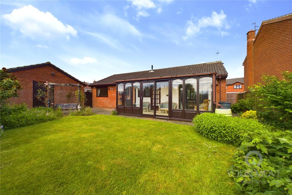 3 bedroom Detached Bungalow for sale, Barlow Close, Rothwell, NN14 £