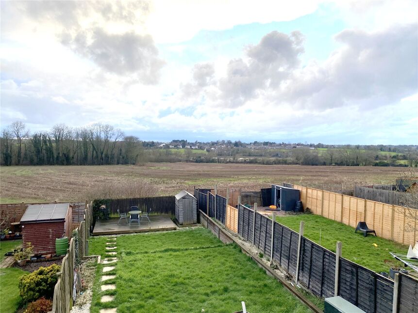 3 bedroom Semi Detached House for sale, Queensway, Burton Latimer, NN15