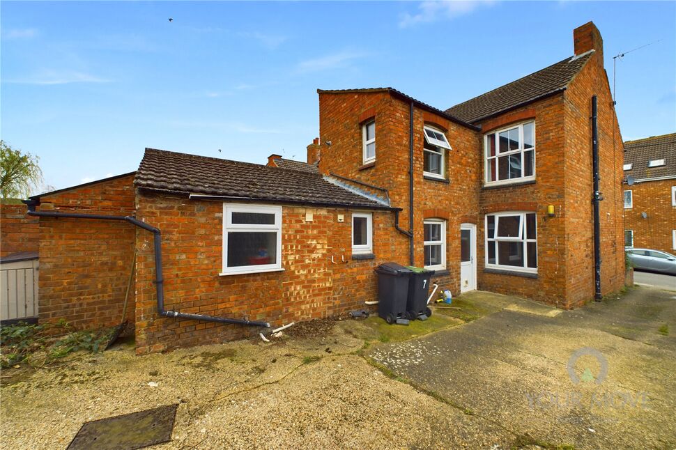 3 bedroom End Terrace House for sale, Jubilee Street, Irthlingborough