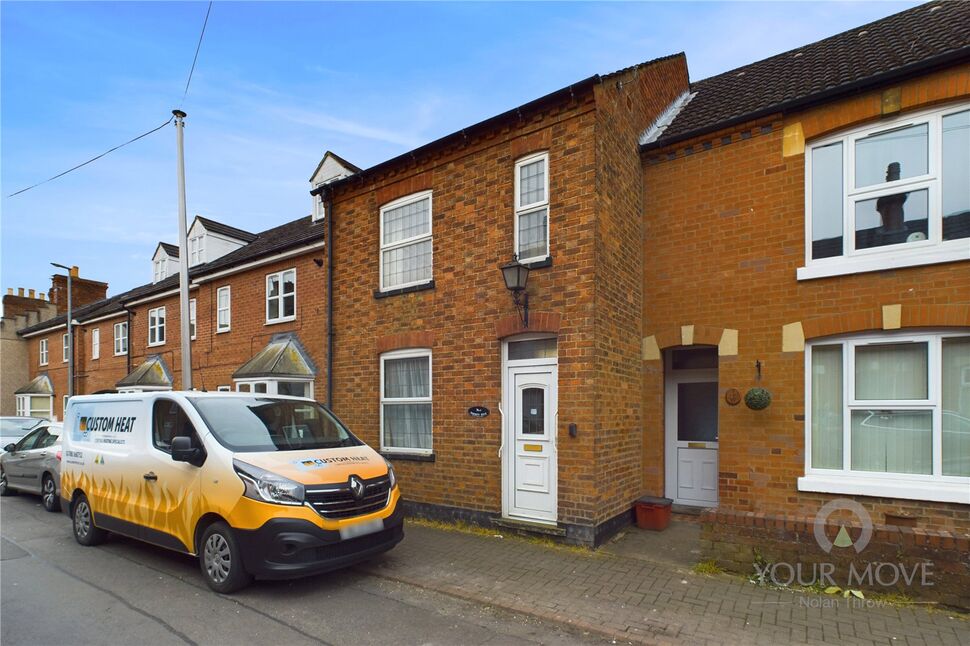 2 bedroom End Terrace House for sale