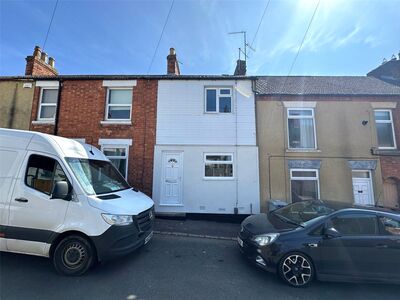 New Street, 2 bedroom Mid Terrace House to rent, £850 pcm