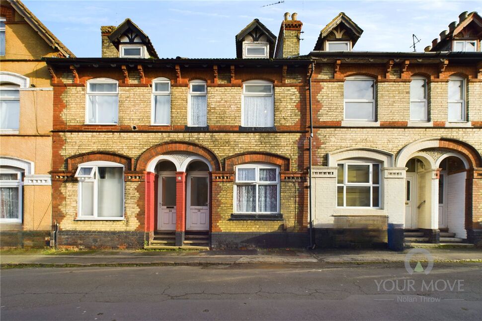 Main image of 2 bedroom Mid Terrace Flat for sale, Leicester Street, Kettering, Northamptonshire, NN16