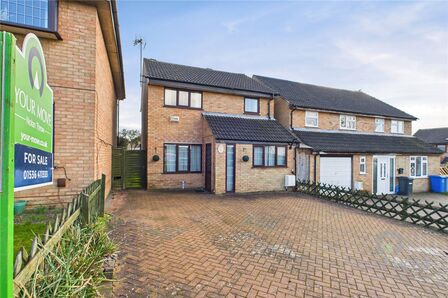 St. Johns Road, 4 bedroom Detached House for sale, £270,000