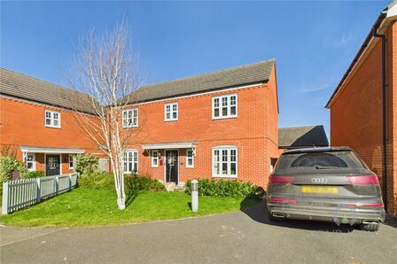 Hensman Close, 4 bedroom Detached House for sale, £440,000