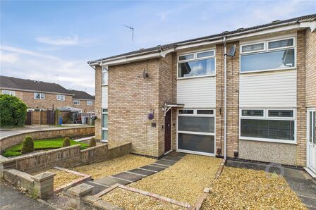 2 bedroom Mid Terrace House for sale