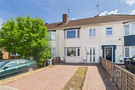 3 bedroom Mid Terrace House for sale