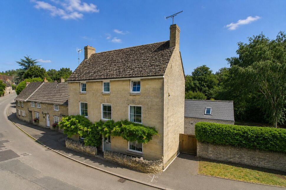 6 bedroom Detached House for sale