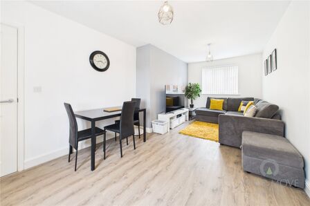 Lily Close, 2 bedroom  Flat for sale, £175,000